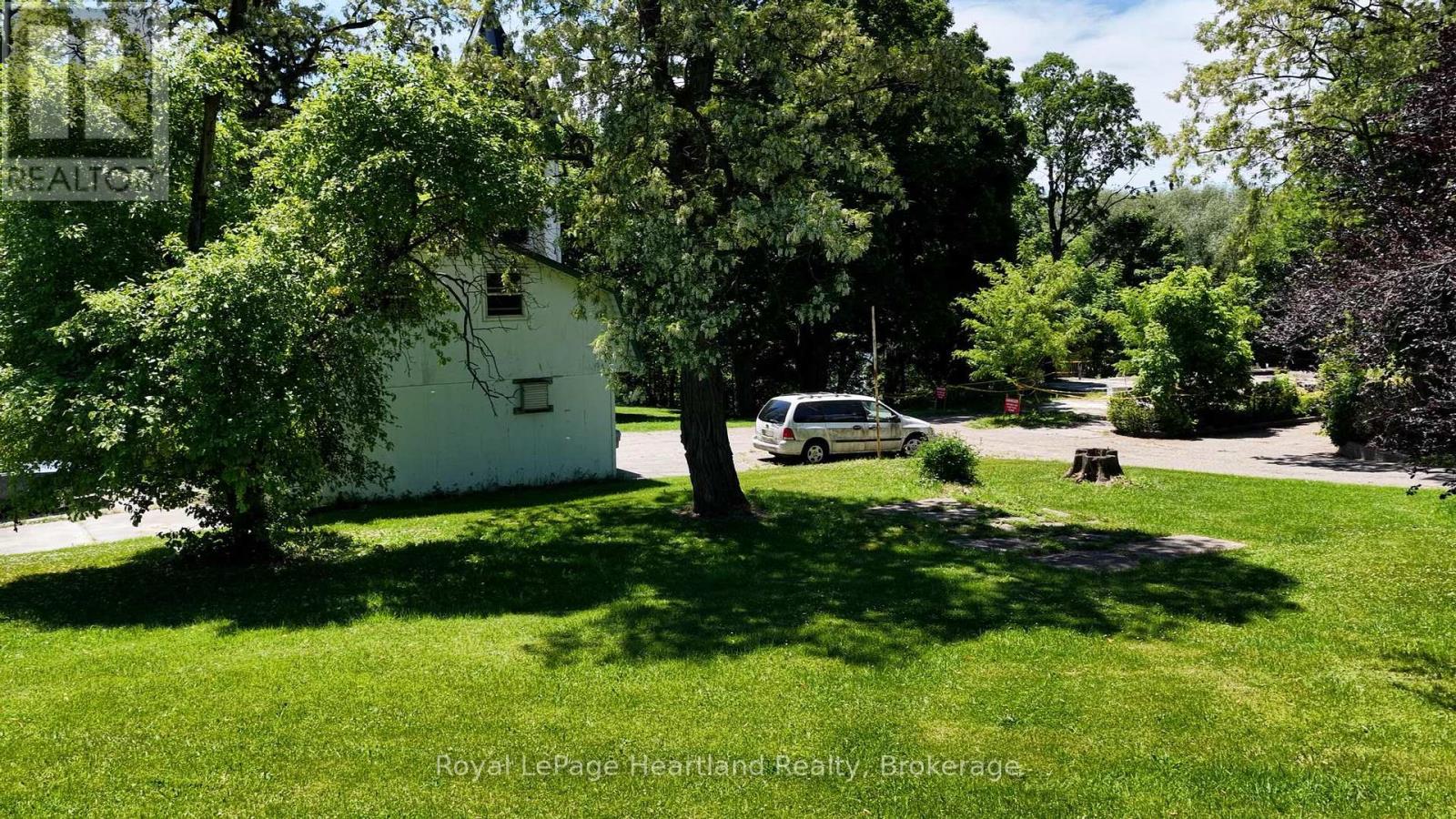 40485 Huron Road, Huron East, Ontario  N0M 1L0 - Photo 8 - X13419972