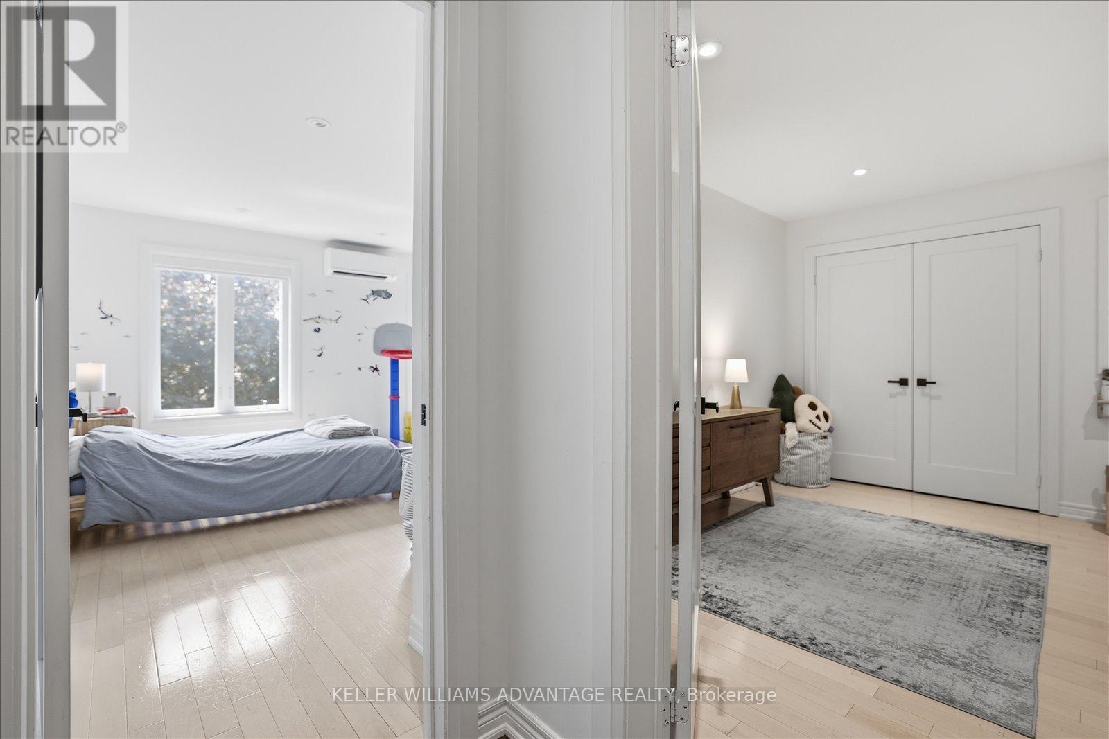 Main - 40 Sarah Ashbridge Avenue, Toronto, Ontario  M4L 3Y9 - Photo 15 - E13426934