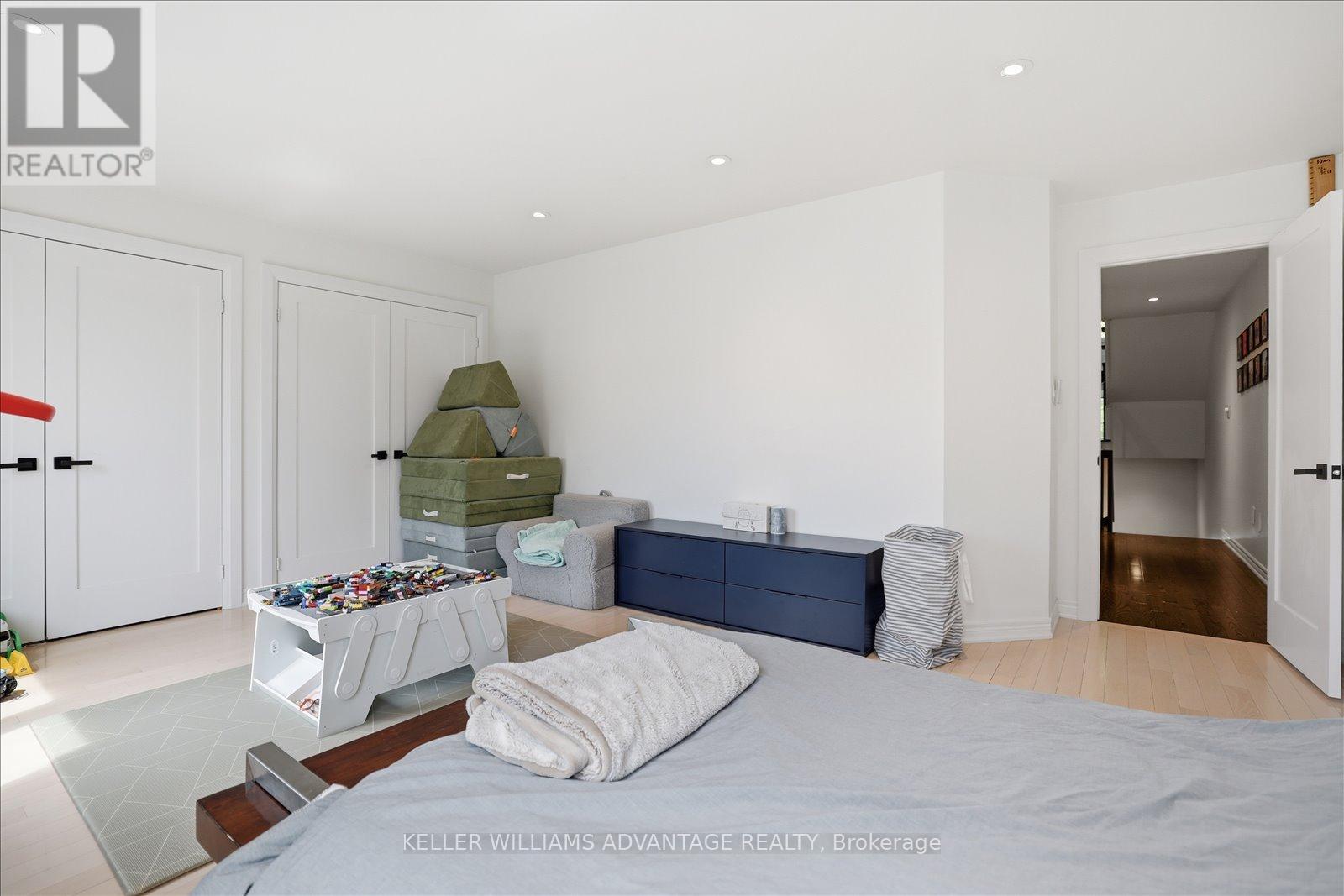 Main - 40 Sarah Ashbridge Avenue, Toronto, Ontario  M4L 3Y9 - Photo 20 - E13426934