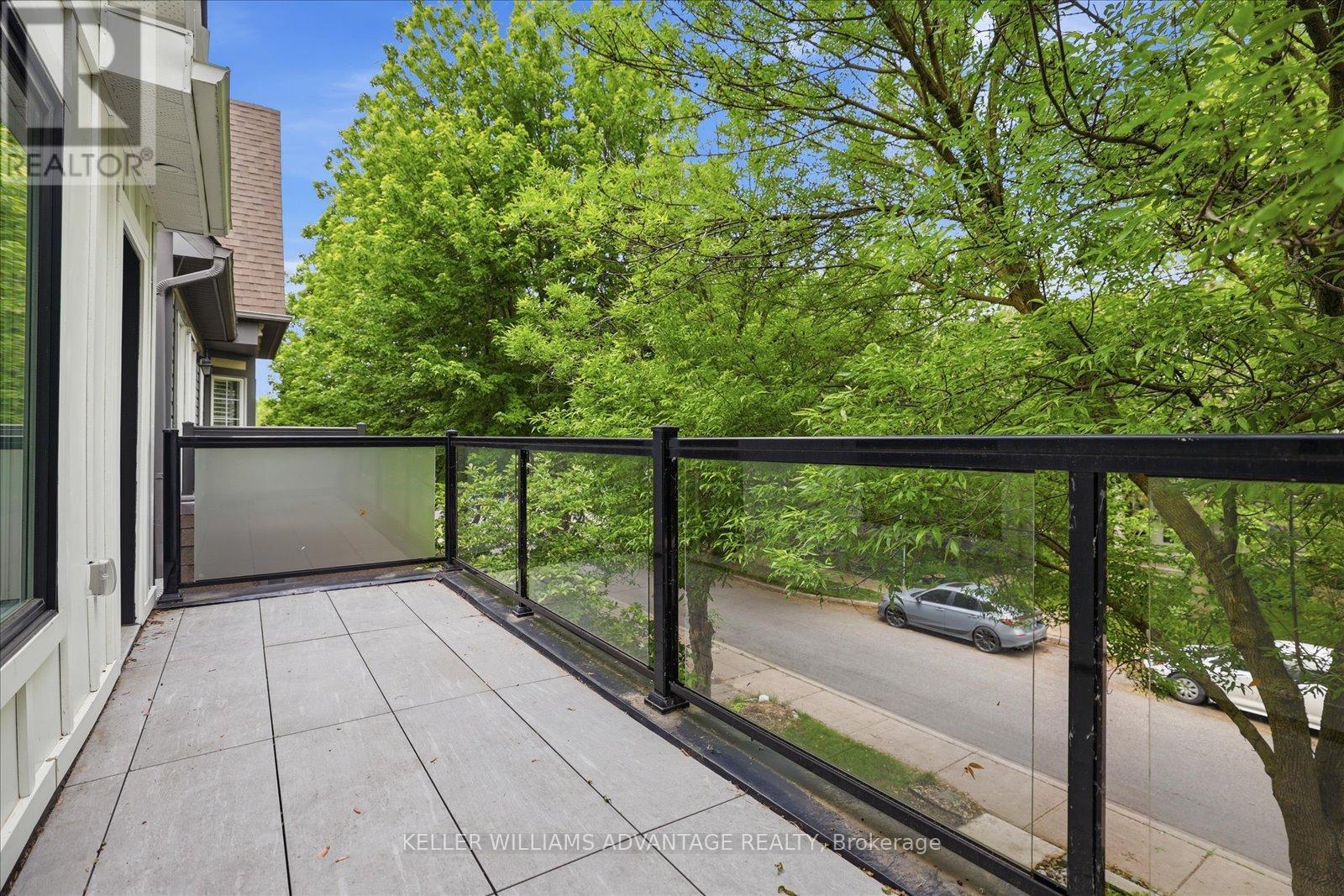 Main - 40 Sarah Ashbridge Avenue, Toronto, Ontario  M4L 3Y9 - Photo 30 - E13426934