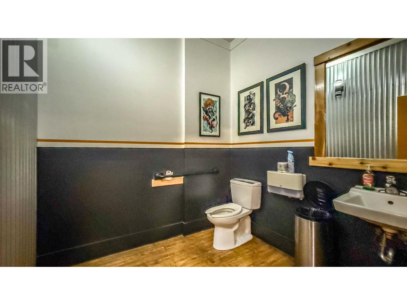 1484 St. Paul Street, Kelowna, British Columbia  V1Y 2E6 - Photo 12 - 10390630
