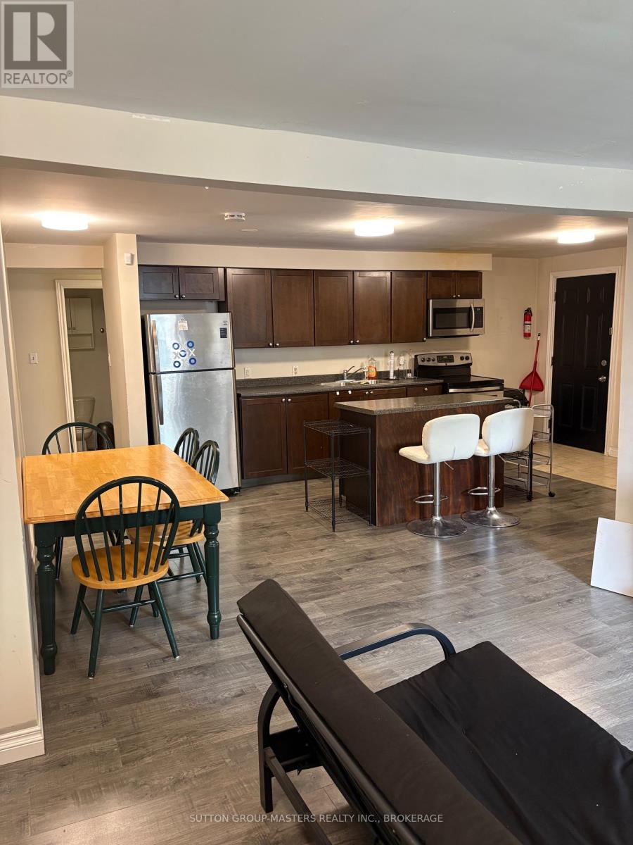 380 Barrie Street, Kingston, Ontario  K7K 3T4 - Photo 4 - X13427182