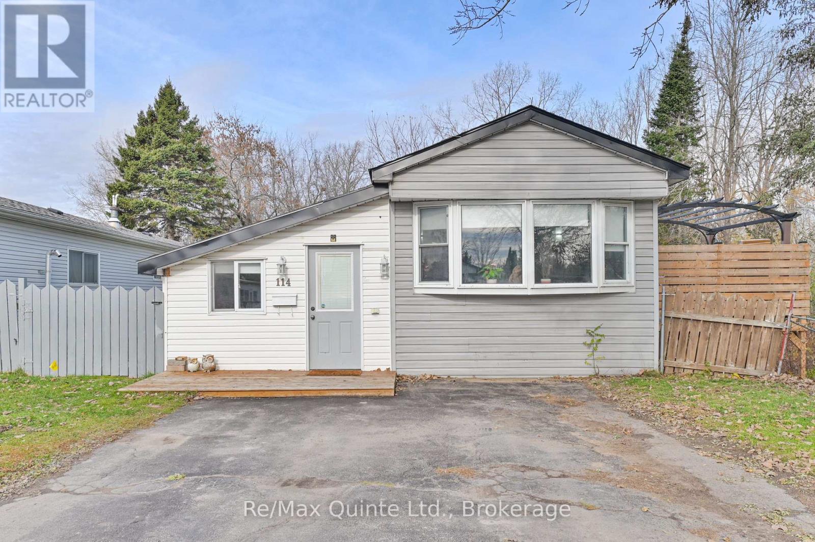 114 - 529 Old Highway 2, Quinte West, Ontario  K8V 5P5 - Photo 3 - X13427280