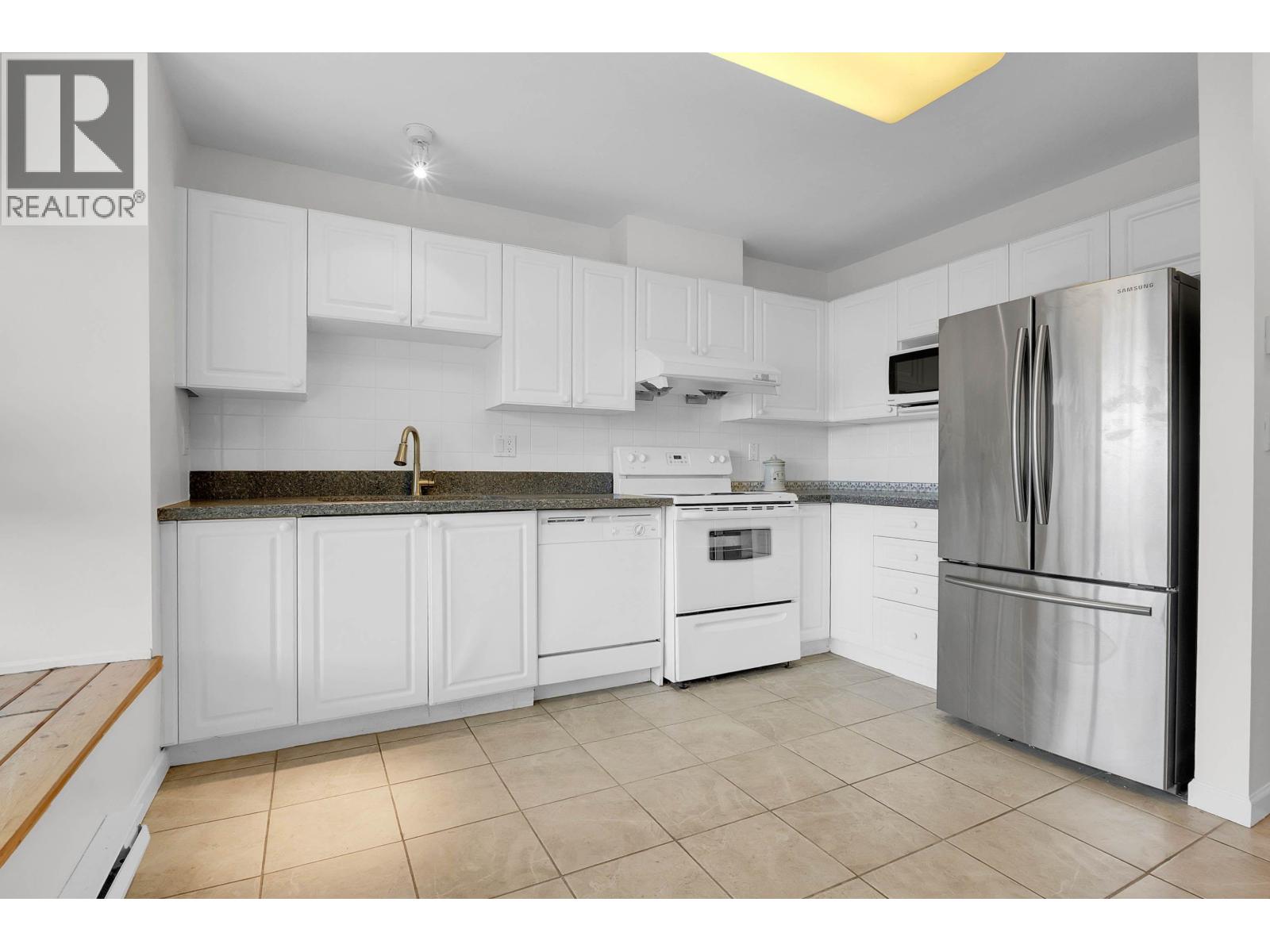 117 6588 Southoaks Crescent, Burnaby, British Columbia  V5E 4K1 - Photo 8 - R3134532