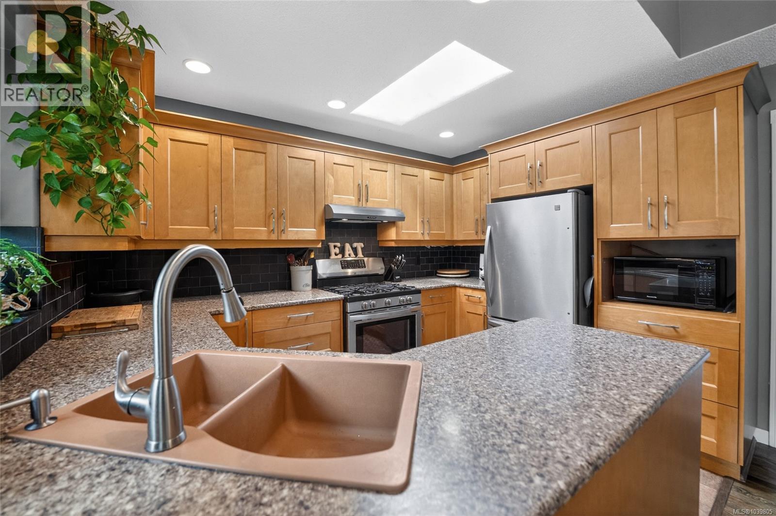 6117 Icarus Dr, Nanaimo, British Columbia  V9V 1B6 - Photo 3 - 1039805