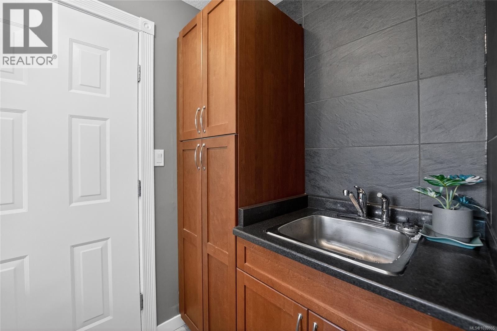 6117 Icarus Dr, Nanaimo, British Columbia  V9V 1B6 - Photo 47 - 1039805