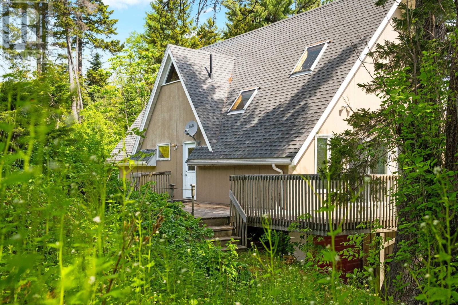 4154 Highway 3, Chester, Nova Scotia  B0J 1J0 - Photo 2 - 202613962
