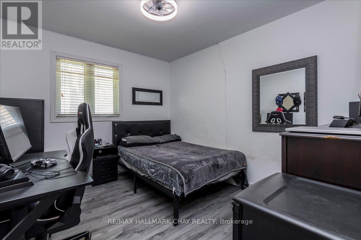 736 Lakelands Avenue, Innisfil, Ontario  L9S 4E6 - Photo 7 - N13418896