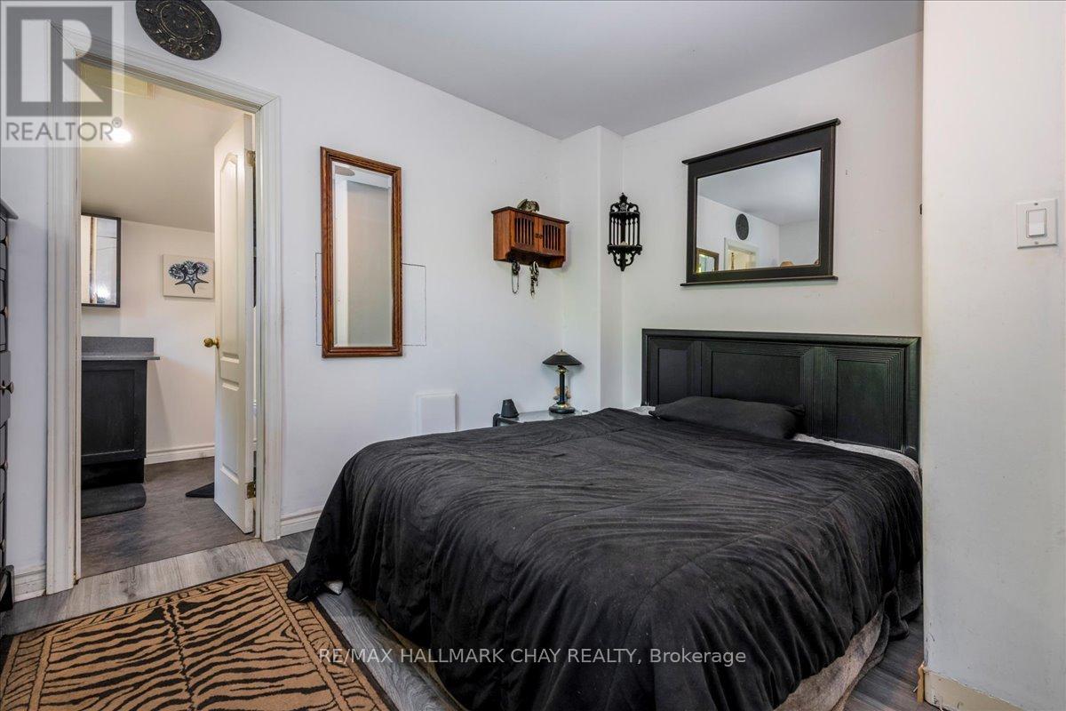 736 Lakelands Avenue, Innisfil, Ontario  L9S 4E6 - Photo 6 - N13418896