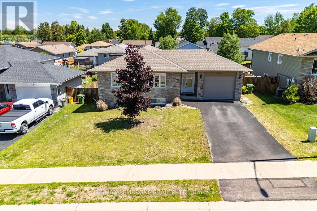 74 Oak Avenue, Petawawa, Ontario  K8H 0B5 - Photo 32 - X13427230