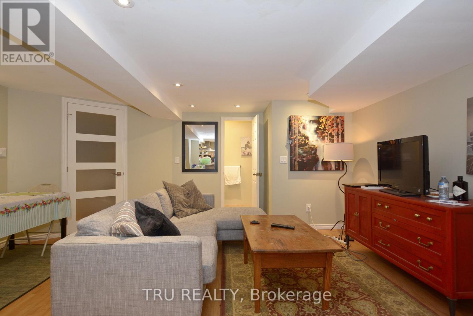 B - 1106 Clyde Avenue, Ottawa, Ontario  K2C 1Y2 - Photo 6 - X13427288