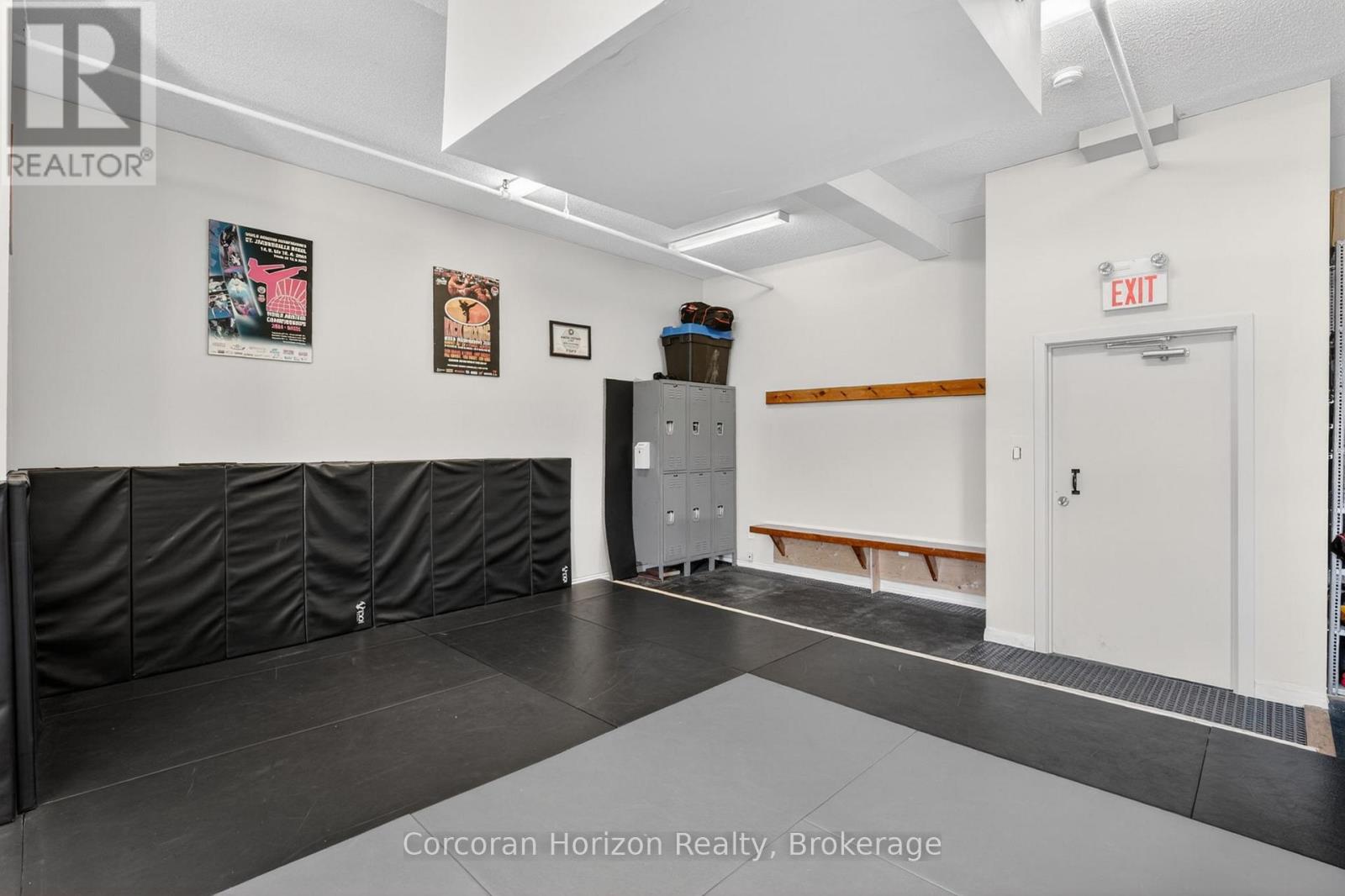 202 - 15 Wellington Street N, Hamilton, Ontario  L8R 1M7 - Photo 5 - X13427240