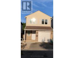 4 MALABAR CRESCENT, Brampton, Ontario