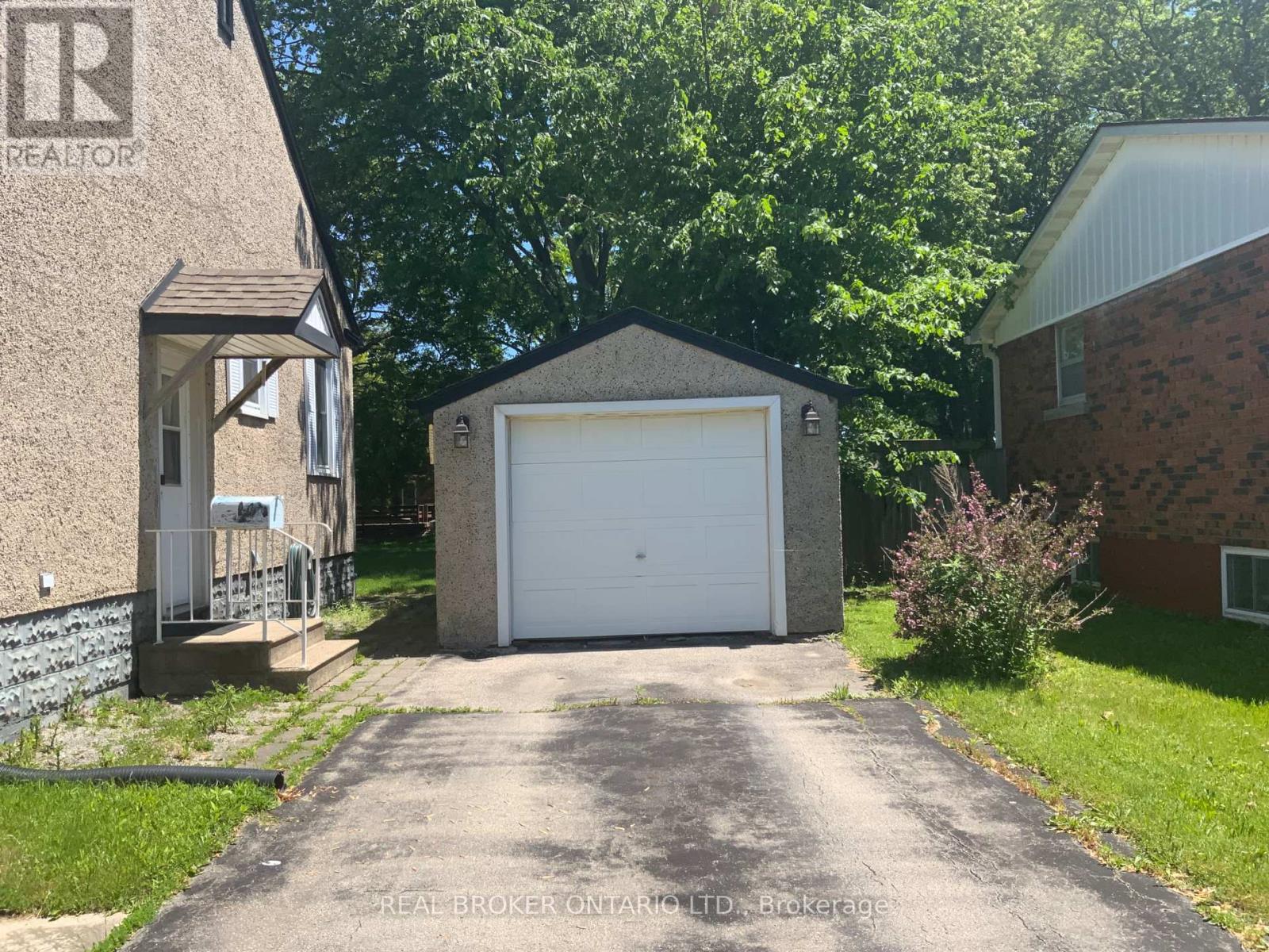 288 First Avenue, Welland, Ontario L3C 1Y8 - Photo 4 - X13427040