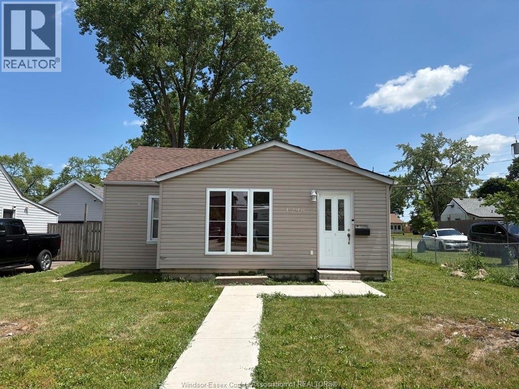 1296 Elm Avenue, Windsor, Ontario  N8X 2B5 - Photo 1 - 26012992