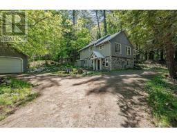 55 MARY LAKE CRESCENT, Huntsville, Ontario