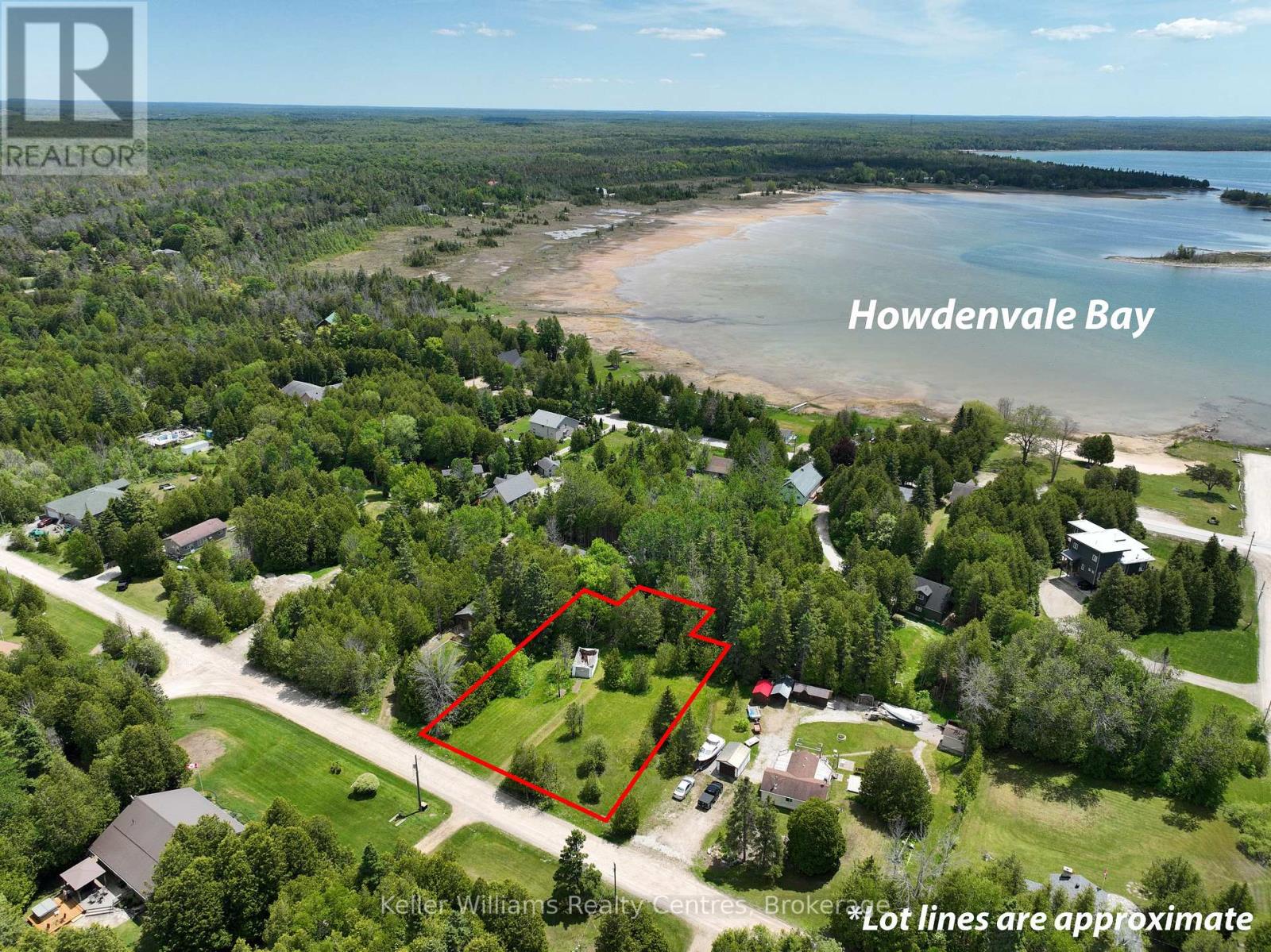 12 Isabella Street, South Bruce Peninsula, Ontario  N0H 2T0 - Photo 2 - X13427002
