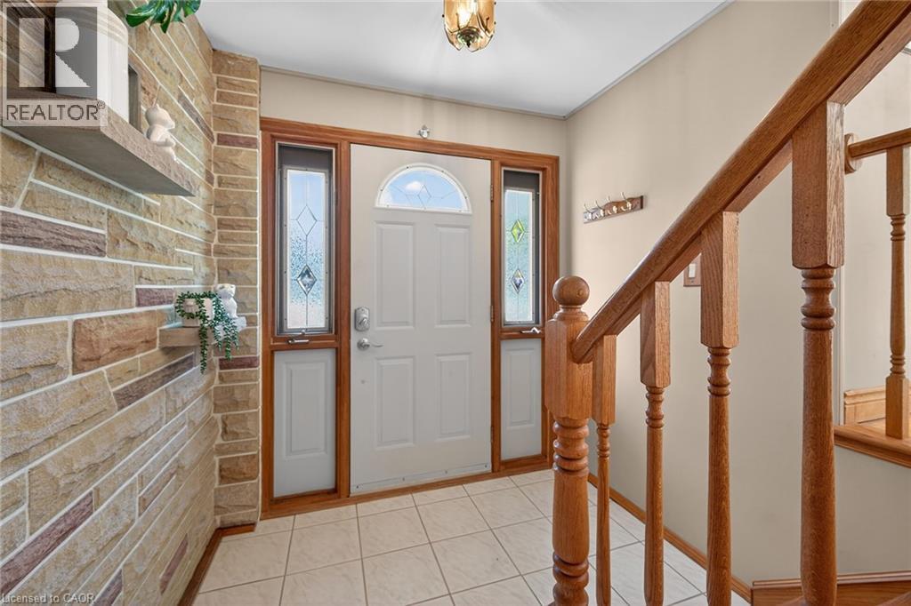 40 Bermuda Court, Hamilton, Ontario  L9C 2J8 - Photo 6 - 40834617
