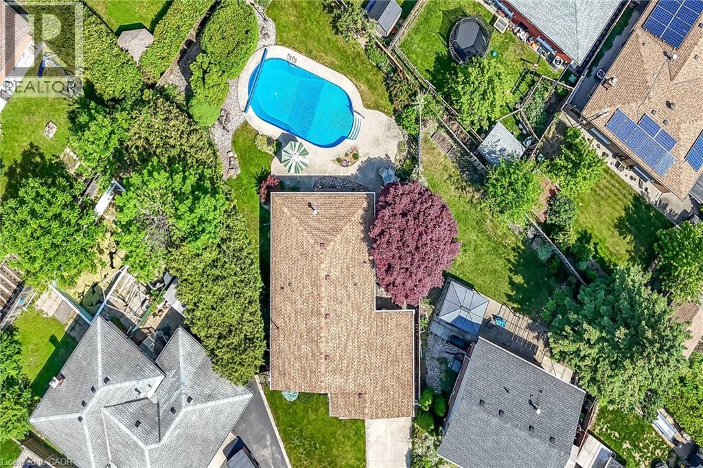 40 Bermuda Court, Hamilton, Ontario  L9C 2J8 - Photo 3 - 40834617