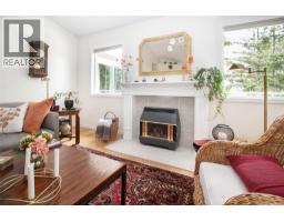 621 Cassiar Road, Kelowna, British Columbia  V1V 1M8 - Photo 4 - 10390695