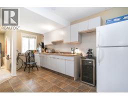 621 Cassiar Road, Kelowna, British Columbia  V1V 1M8 - Photo 38 - 10390695