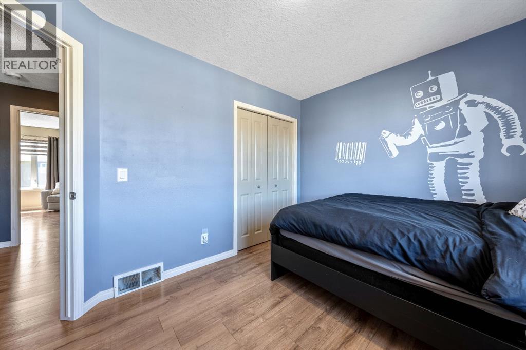 106 West Pointe Court, Cochrane, Alberta  T4C 0B9 - Photo 22 - A2317437