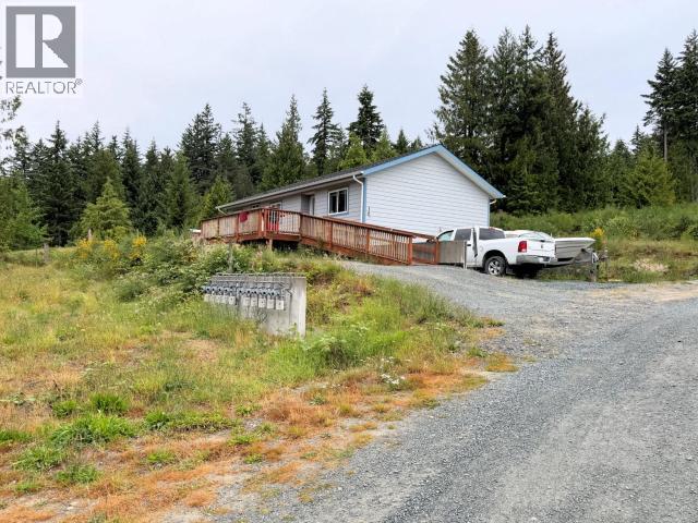 3930 Padgett Rd, Powell River, British Columbia V8A 0S8 - Photo 4 - 19939