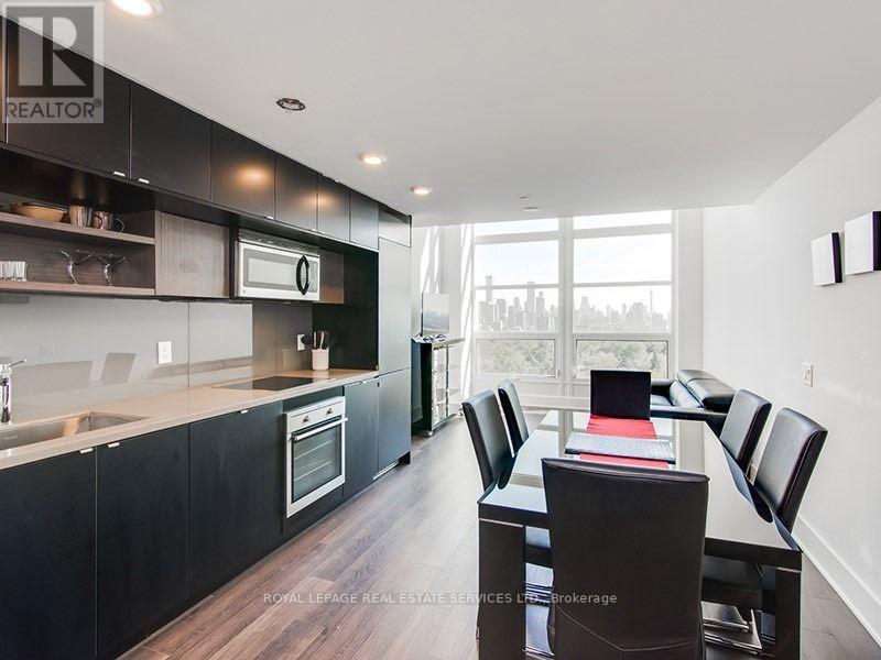 928 - 111 St Clair Avenue W, Toronto, Ontario  M4V 1N5 - Photo 3 - C13426970