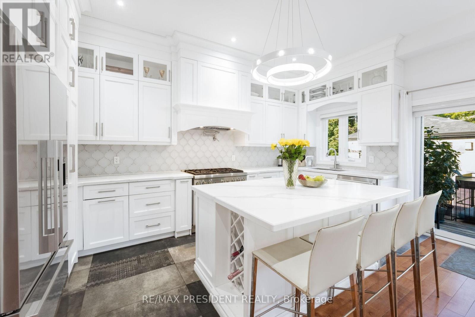 3 Highvale Road, Toronto, Ontario  M1L 3R2 - Photo 13 - E13427090