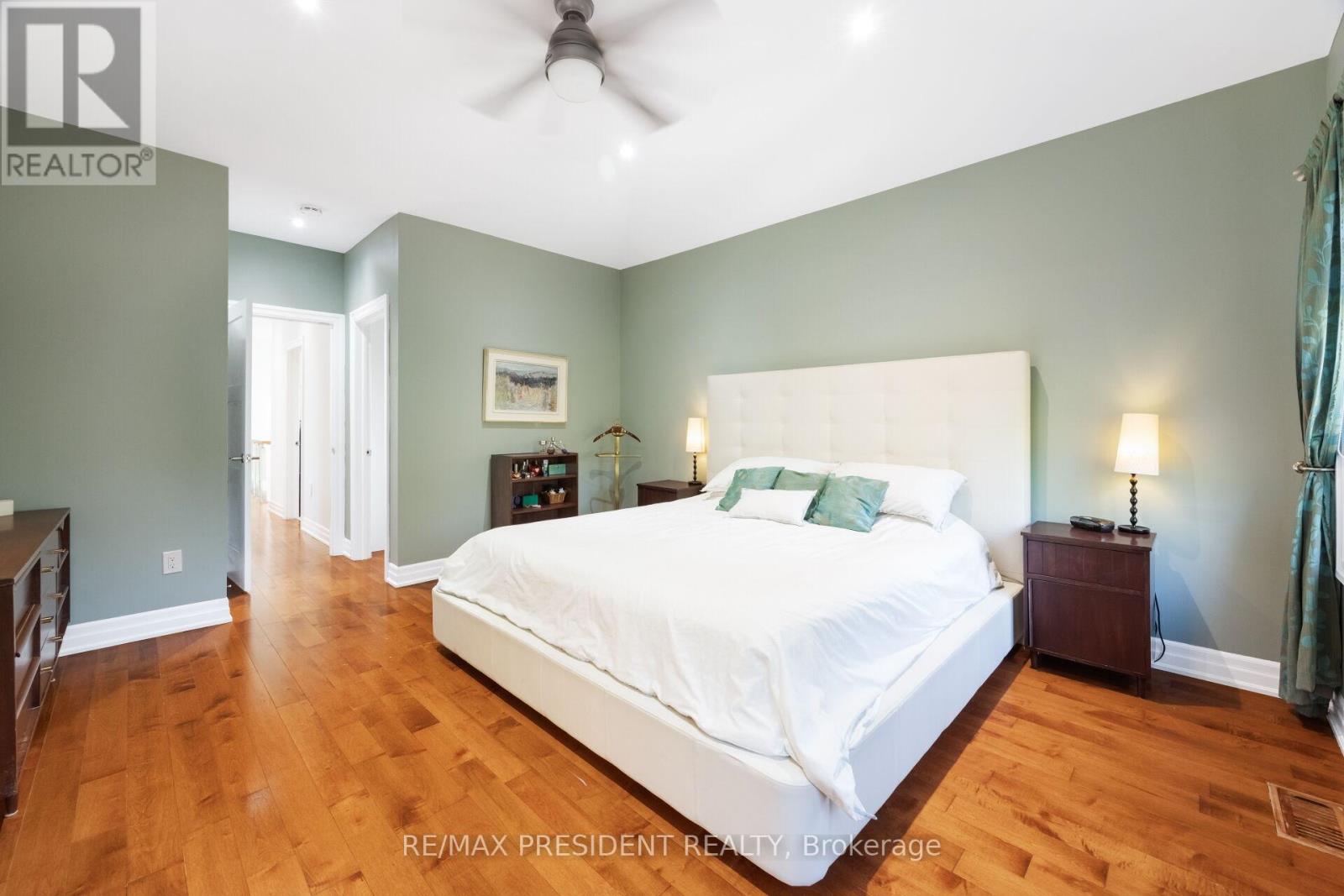3 Highvale Road, Toronto, Ontario  M1L 3R2 - Photo 22 - E13427090