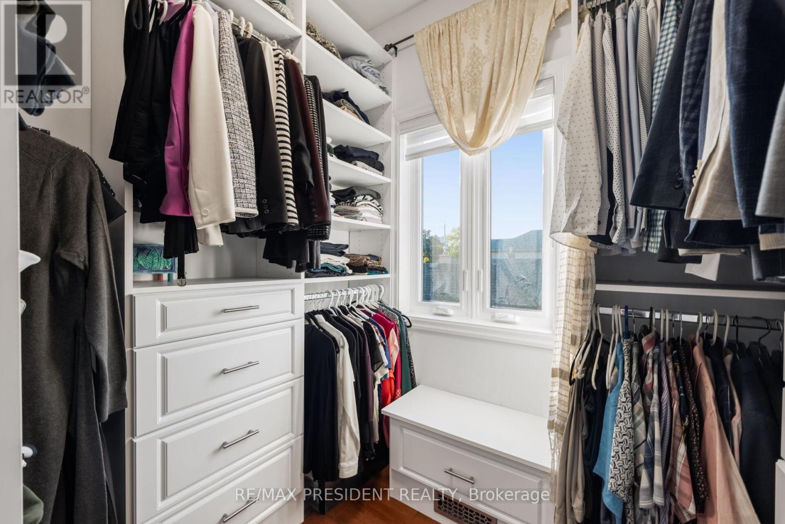 3 Highvale Road, Toronto, Ontario  M1L 3R2 - Photo 23 - E13427090