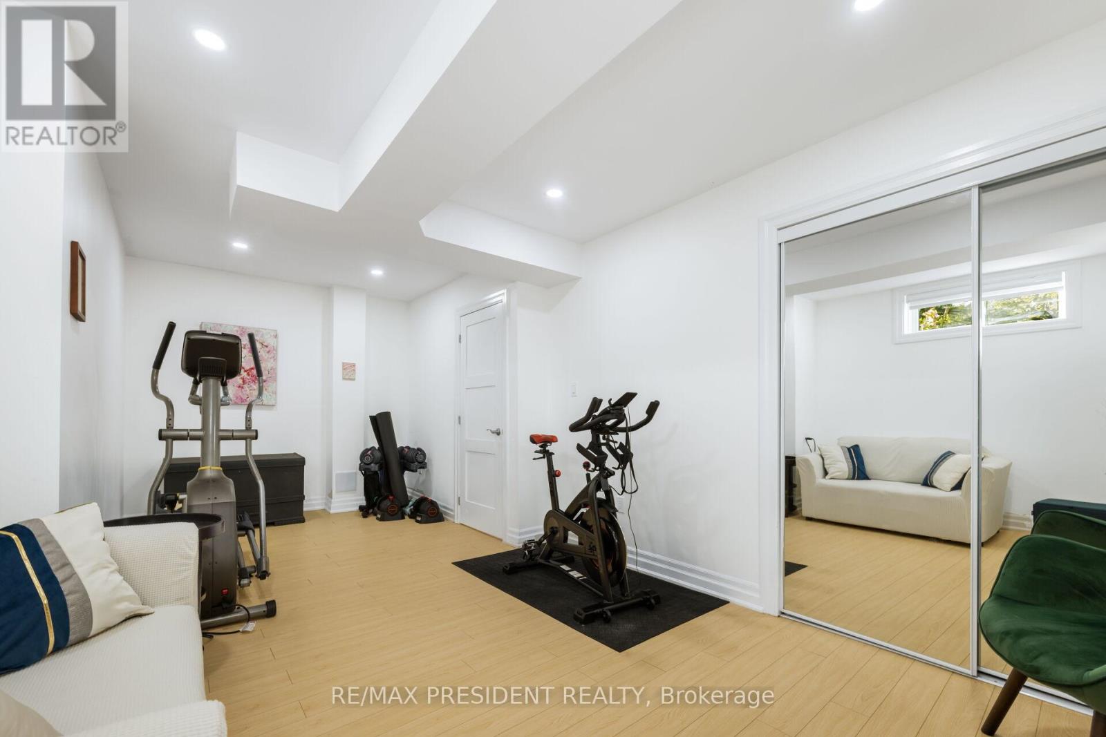 3 Highvale Road, Toronto, Ontario  M1L 3R2 - Photo 38 - E13427090