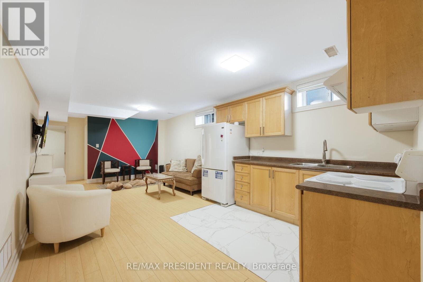 3 Highvale Road, Toronto, Ontario  M1L 3R2 - Photo 41 - E13427090
