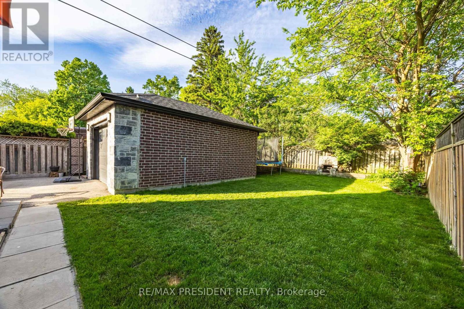 3 Highvale Road, Toronto, Ontario  M1L 3R2 - Photo 46 - E13427090