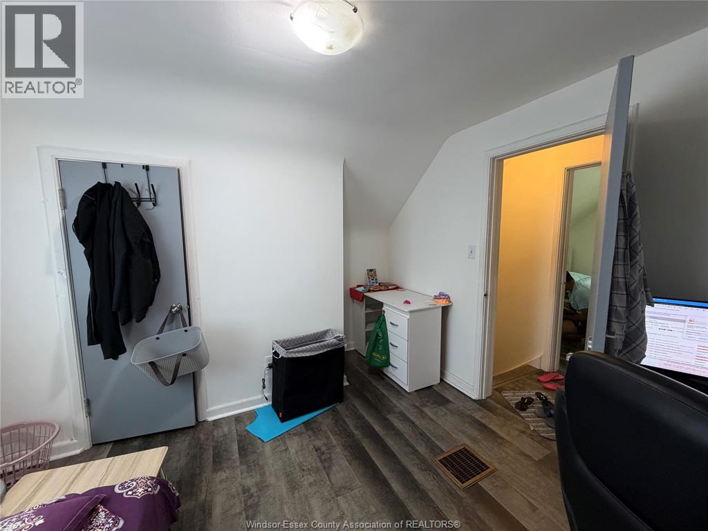 1206 Rankin Unit# Bedroom 4, Windsor, Ontario  N9B 2S6 - Photo 10 - 26013645
