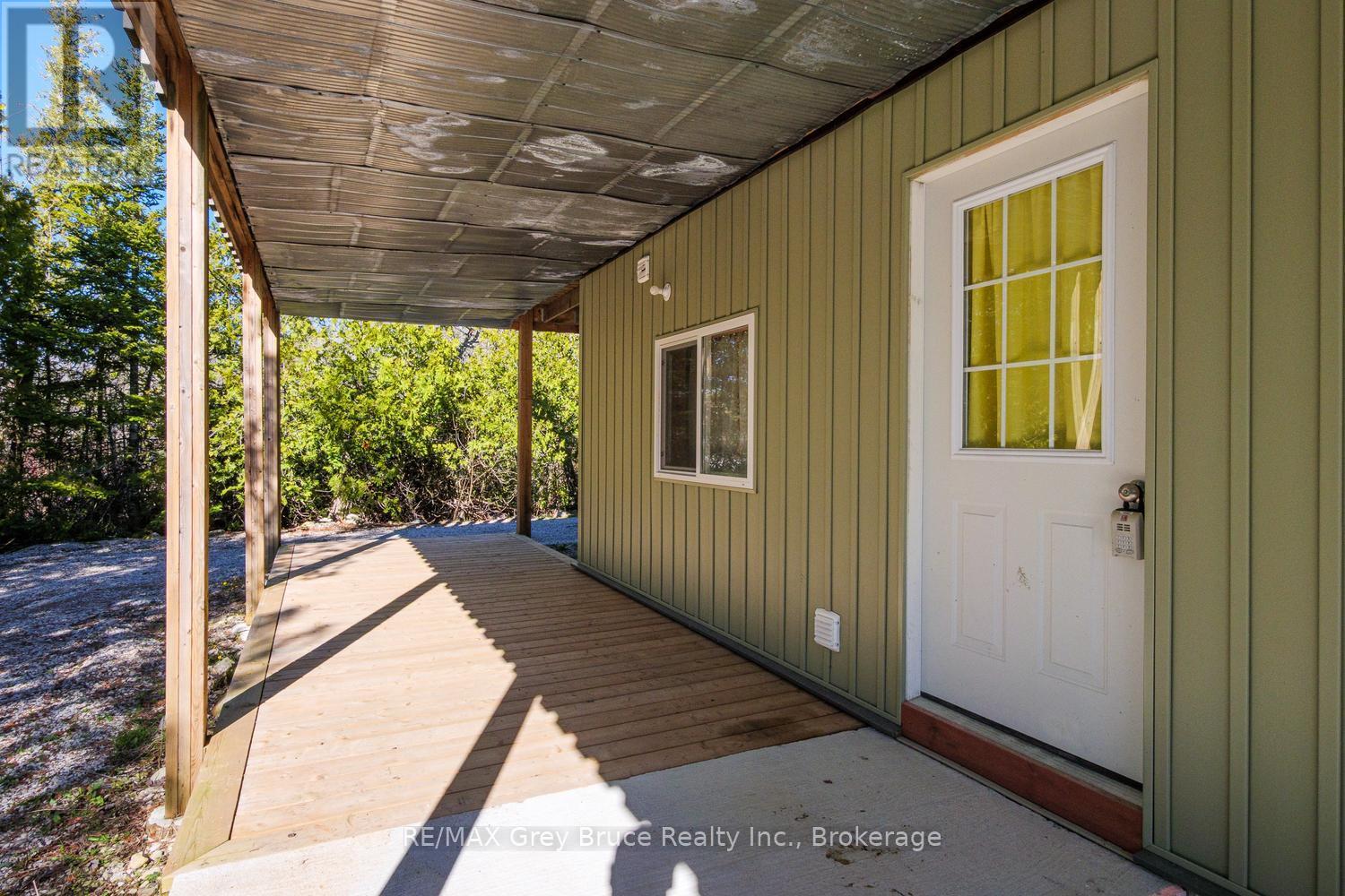 13 & 17 Zorra Drive, Northern Bruce Peninsula, Ontario  N0H 2R0 - Photo 19 - X12730292