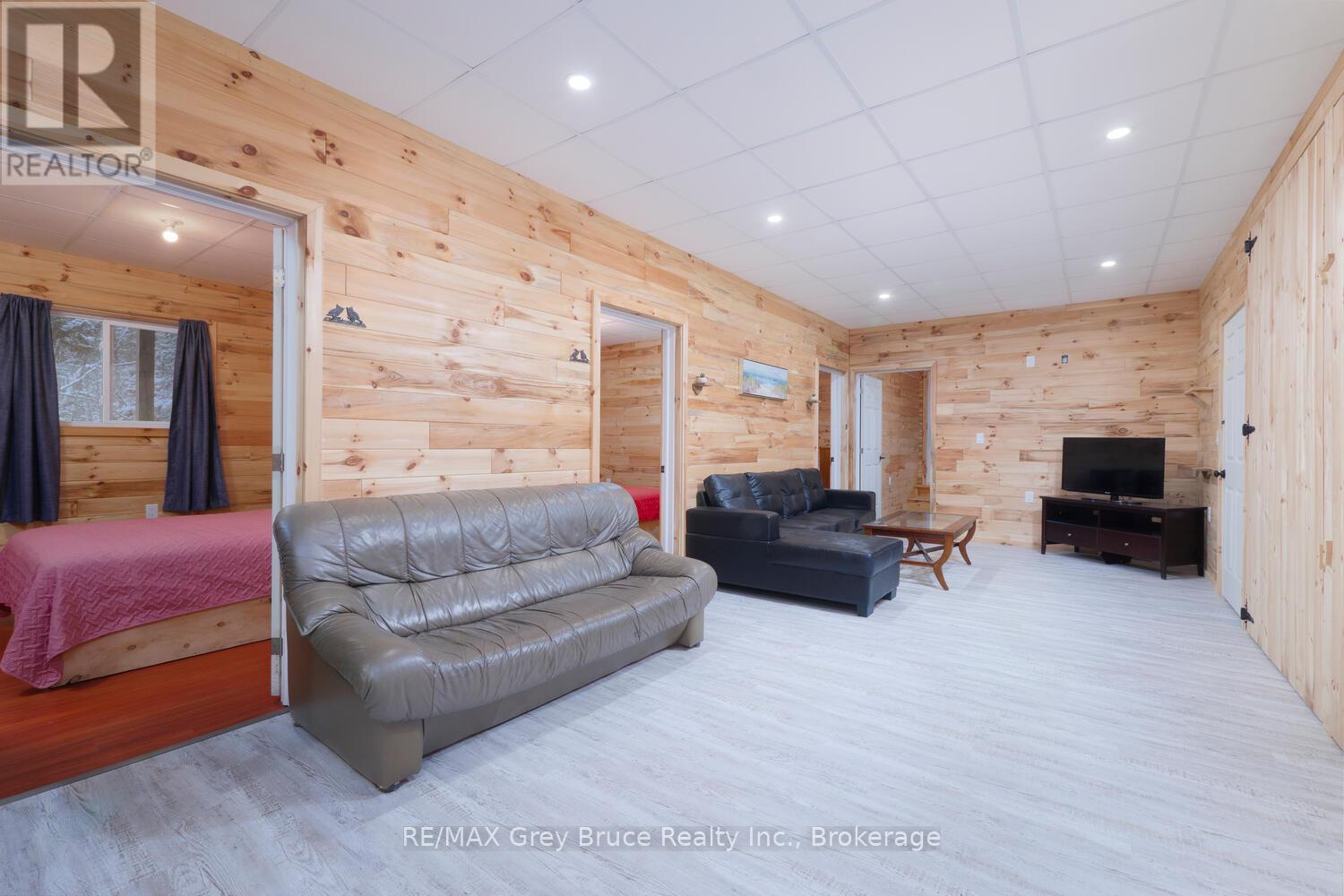 13 & 17 Zorra Drive, Northern Bruce Peninsula, Ontario  N0H 2R0 - Photo 21 - X12730292