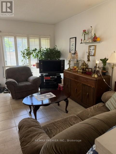 74 - 735 New Westminster Drive, Vaughan, Ontario  L4J 7Y9 - Photo 2 - N13426982