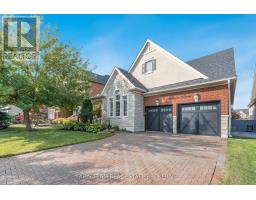 64 MILLIGAN STREET, Bradford West Gwillimbury, Ontario