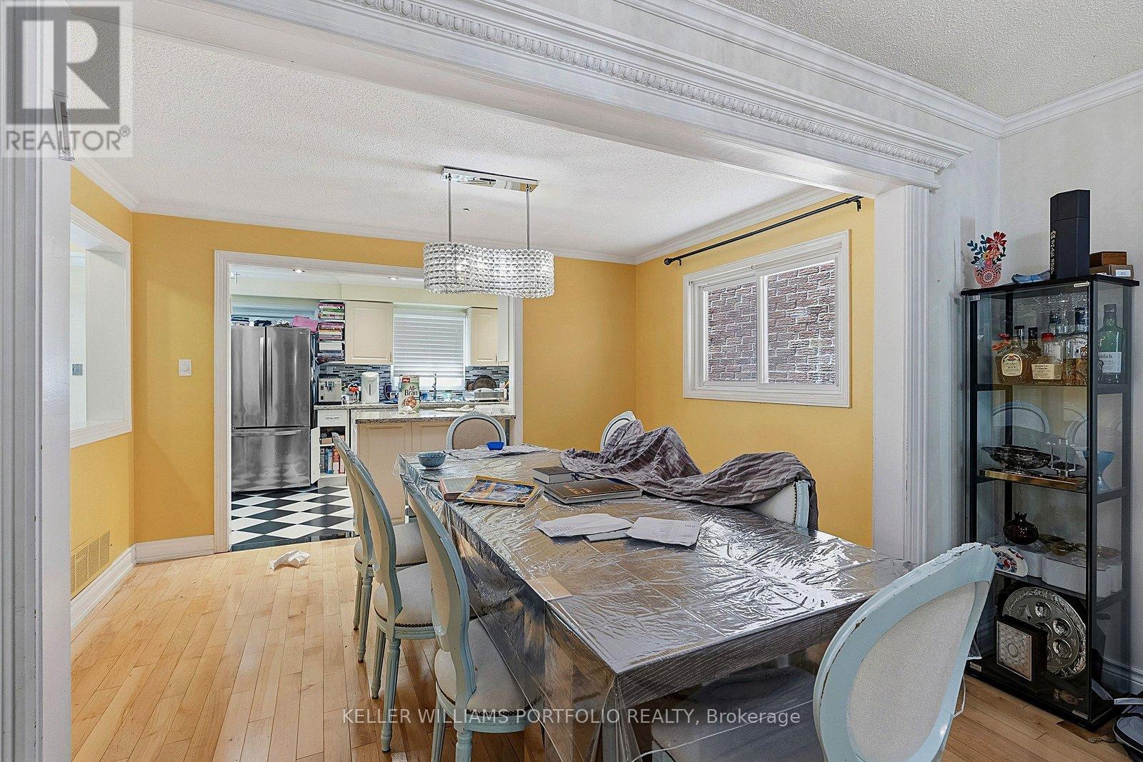 73 Jessica Gardens, Vaughan, Ontario  L4J 3G1 - Photo 8 - N13427234