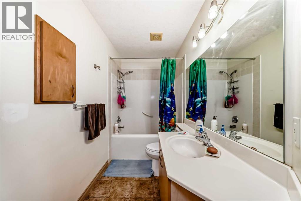 115 Rockledge Terrace NW, Calgary, Alberta  T3G 5R9 - Photo 21 - A2318628