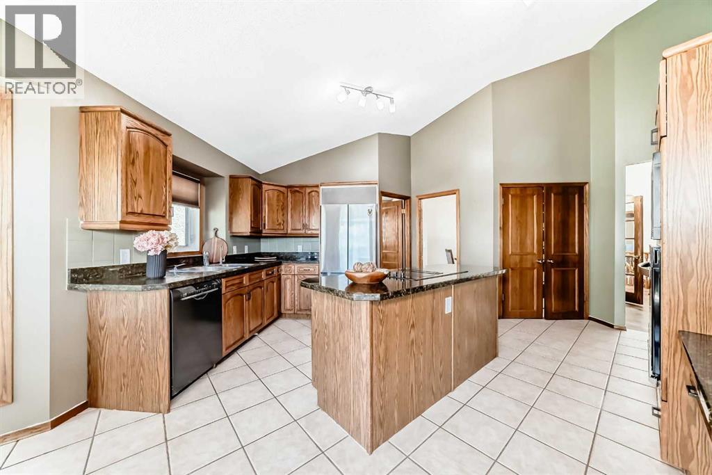 227 Hawkside Mews Nw, Calgary, Alberta  T3G 3J4 - Photo 5 - A2318868