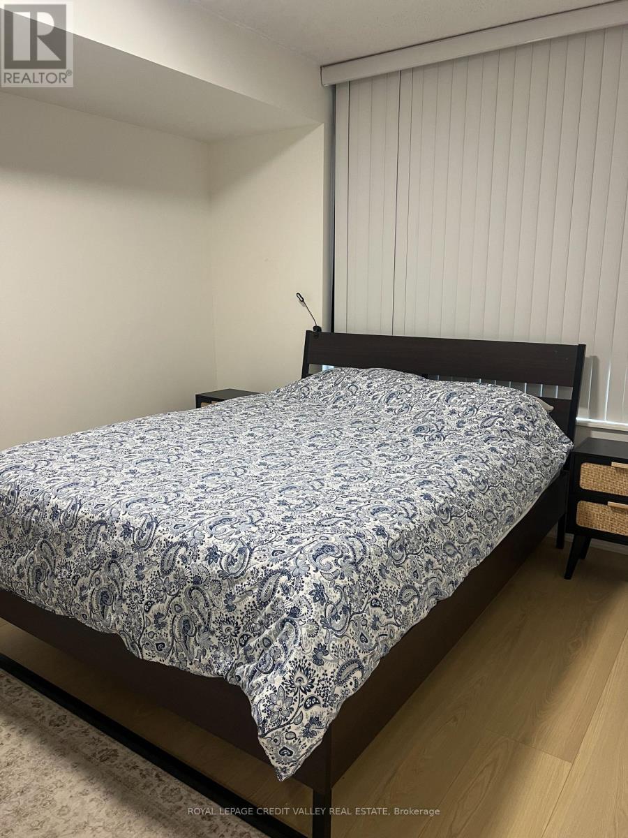 408 - 330 Burnhamthorpe Road W, Mississauga, Ontario  L5B 0E1 - Photo 11 - W13427004