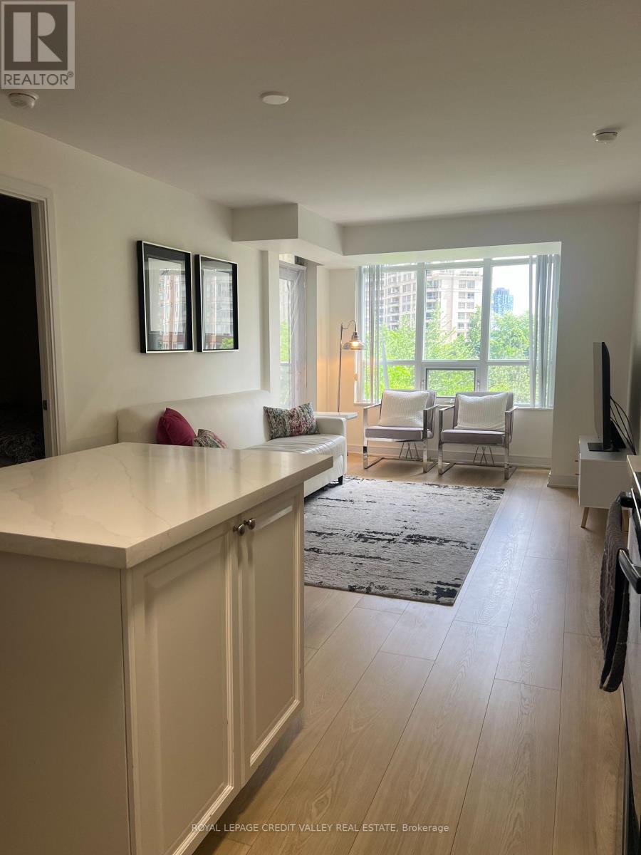 408 - 330 Burnhamthorpe Road W, Mississauga, Ontario  L5B 0E1 - Photo 4 - W13427004