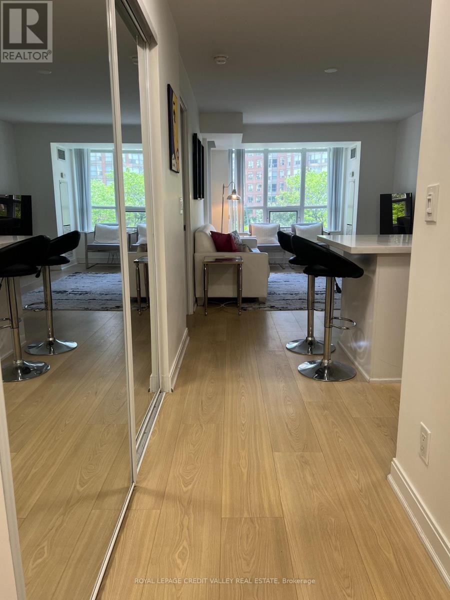 408 - 330 Burnhamthorpe Road W, Mississauga, Ontario  L5B 0E1 - Photo 6 - W13427004