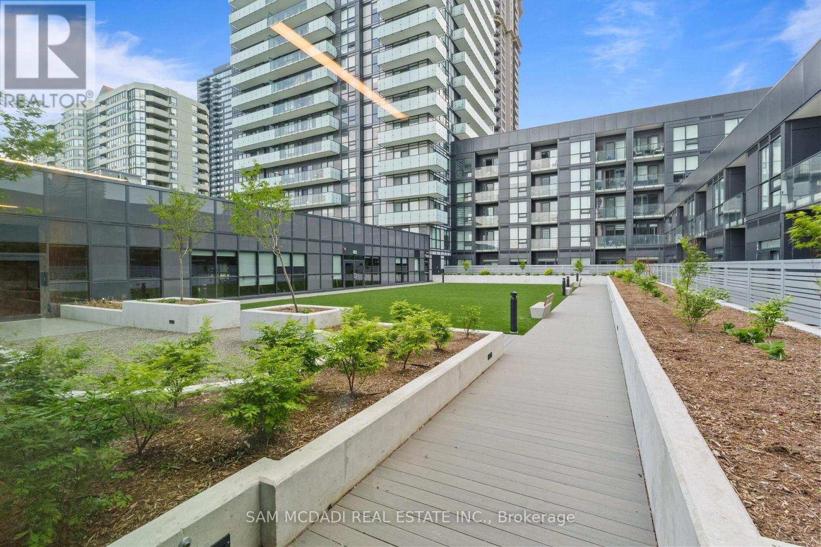 4208 - 430 Square One Drive, Mississauga, Ontario  L5B 0R7 - Photo 23 - W13427044