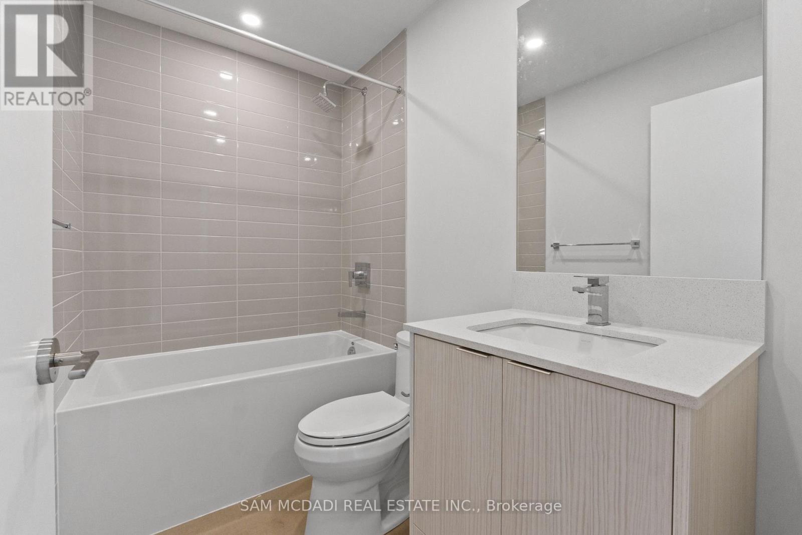 4208 - 430 Square One Drive, Mississauga, Ontario  L5B 0R7 - Photo 5 - W13427044