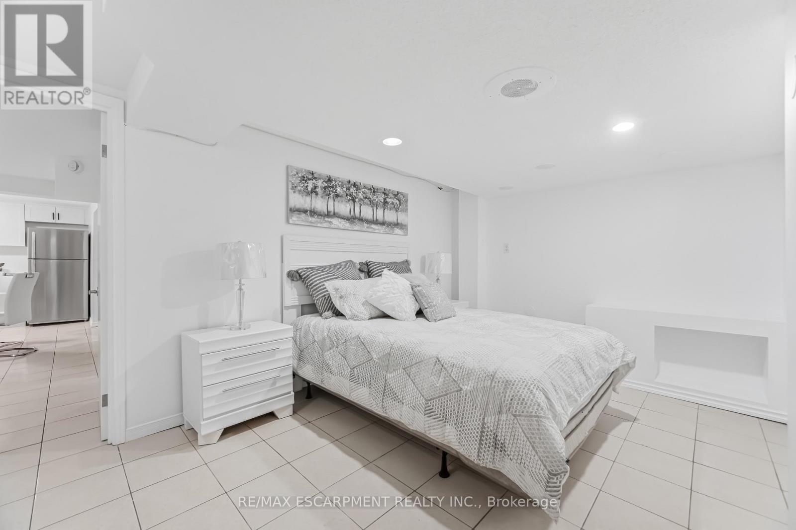 3332 Testimony Square, Mississauga, Ontario  L5B 3G2 - Photo 41 - W13427048