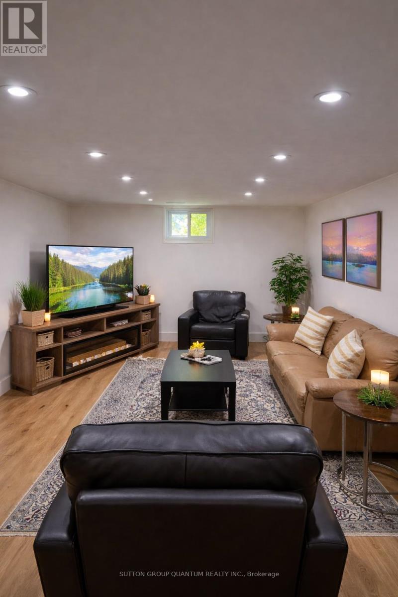 Lower - 1350 Everall Road, Mississauga, Ontario  L5J 3L5 - Photo 5 - W13427102