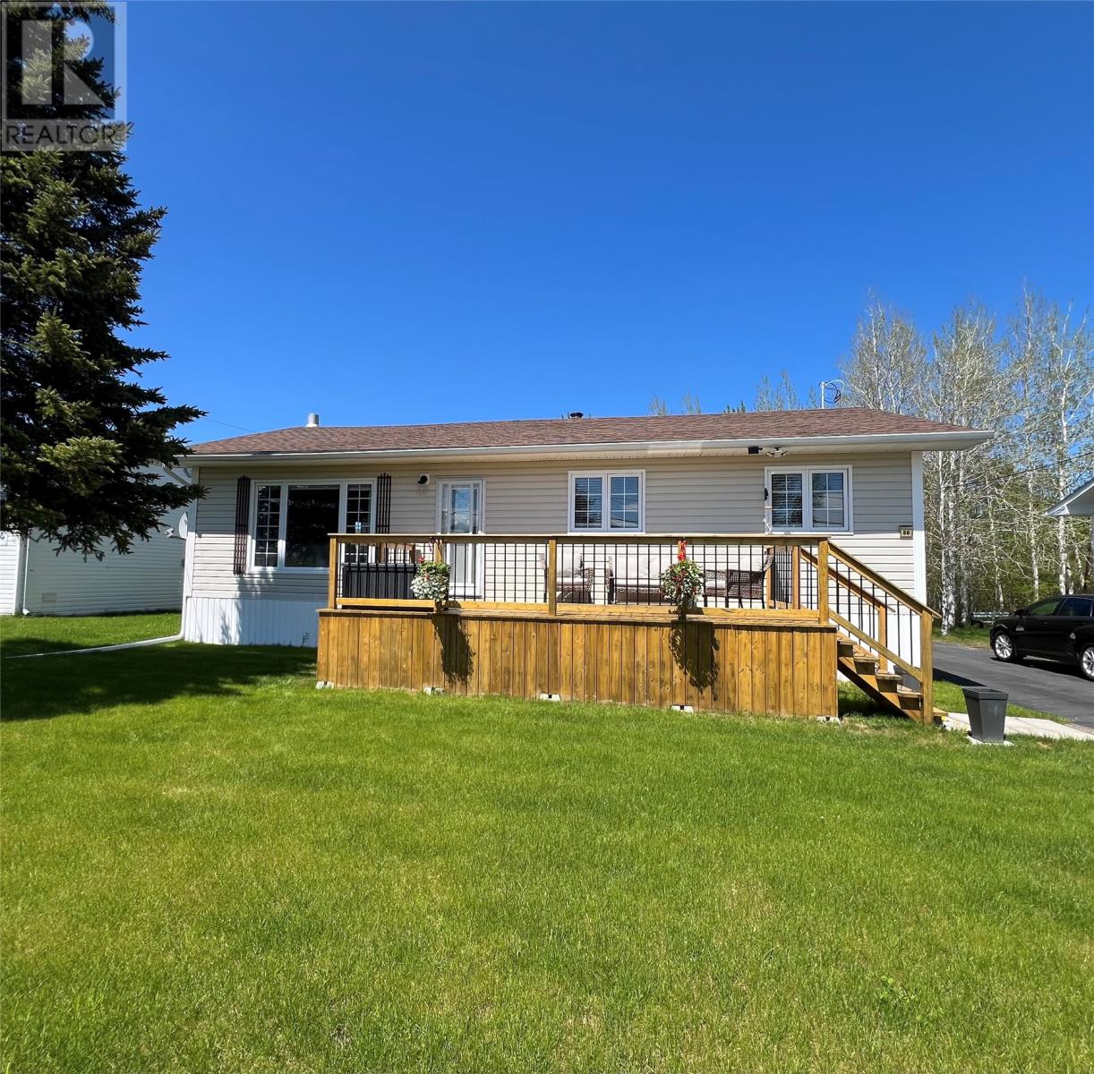 66 Maple Street, Badger, Newfoundland & Labrador  A0H 1A0 - Photo 4 - 1298777